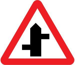 Staggered junction ahead (right/left)