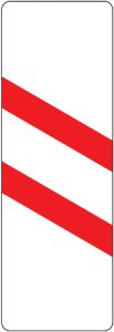Countdown marker to railway or tramway level crossing