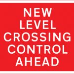New method of controlling traffic at a railway or tramway level crossing ahead