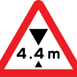 Maximum headroom of 4.4m at hazard ahead